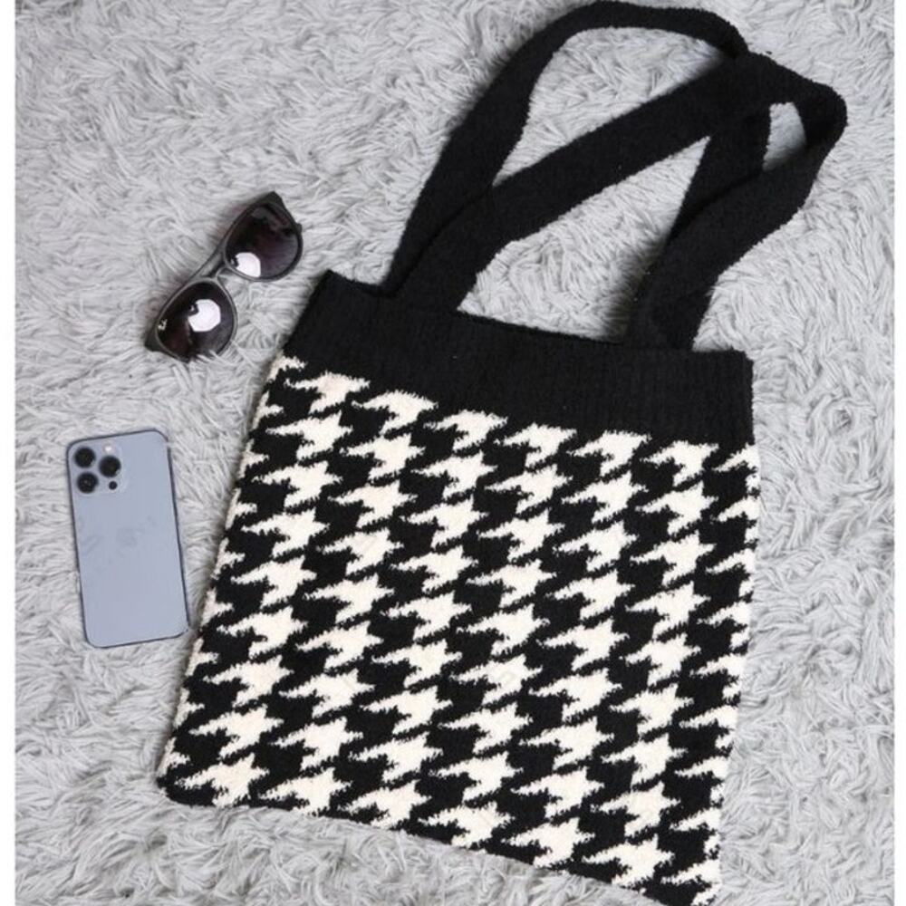 COMFYLUXE Super Soft Shoulder Tote Bag B/W Herringbone
